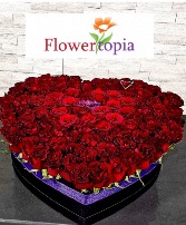 Extreme Love Heart  Luxury Heart of 100 + Red Roses