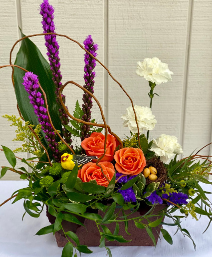 Bird Chirping Blooms Arrangement 