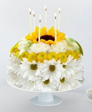 BIRTHDAY SMILES FLORAL CAKE 