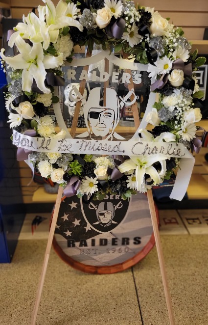 BLACK AND WHITE RAIDER WREATH SYMPATHY