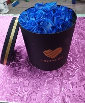 Black box blue Roses black blue box 66c