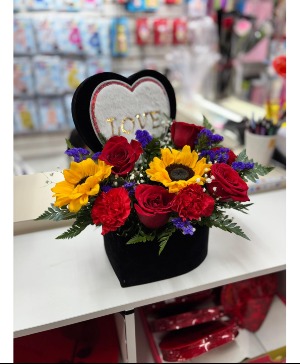 Black heart box  arrangement