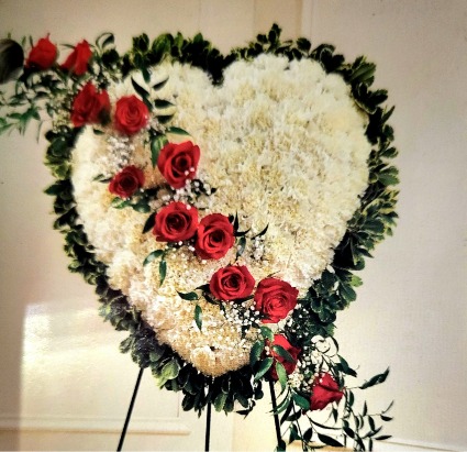 Bleeding Heart  Heart with Red Roses 