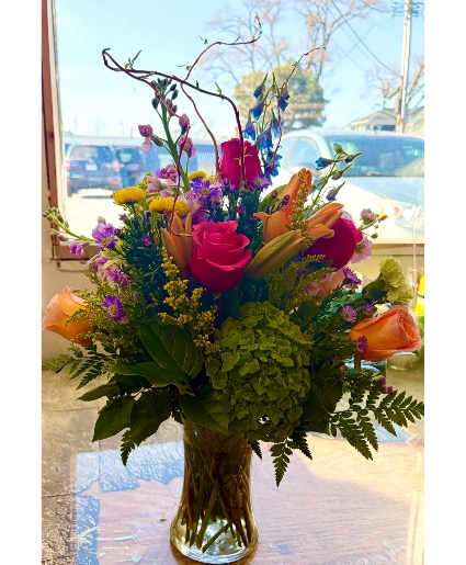Blooming Bright Floral Arrangement 