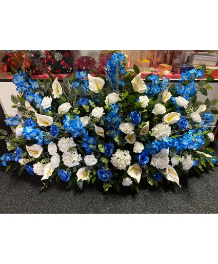 Blue and White Center Piece Artificial Design