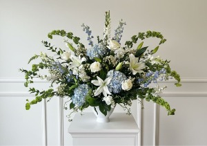 Blue and White Graceful Devotion 