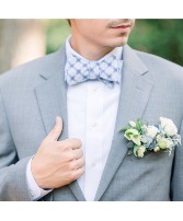 BLUE AND WHITE POCKET BOUT PROM