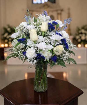 Blue and White Skies FHF-875 Vase Arrangement in Elkton, MD - FAIR