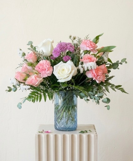 Blue Belle Arrangement (Sold out)
