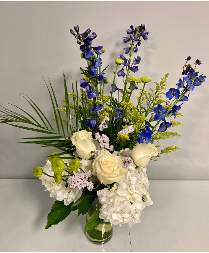 Delft inium Flower Arrangement