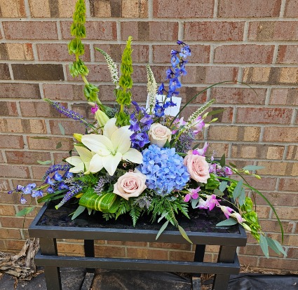 Blue Breeze Contemporary Arrangements  
