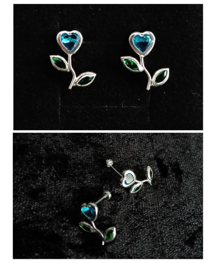 Blue Heart Flower Stud Earrings 