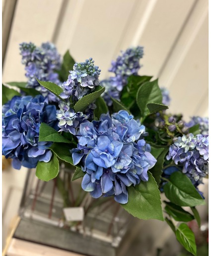 Blue keepsake bouquet 