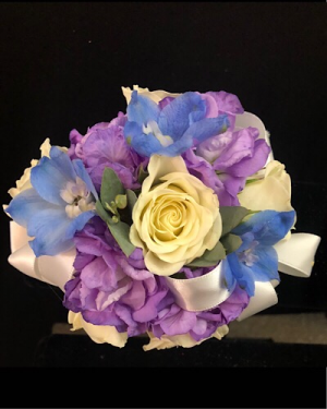 Blue moon Corsage