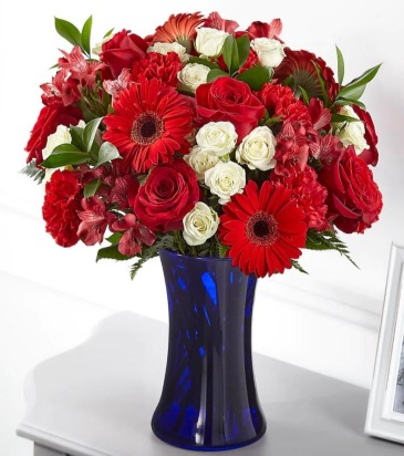 Hearts Embrace Bouquet  in Frederick, MD | Maryland Florals