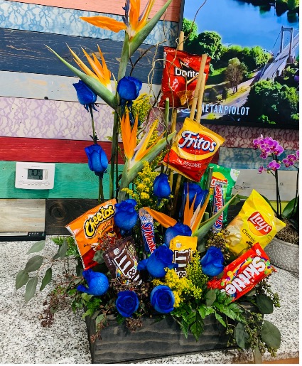 Blue roses and chips  