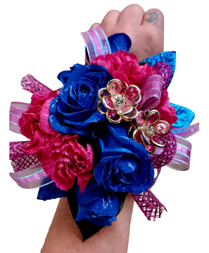 Blue roses  wristlet 