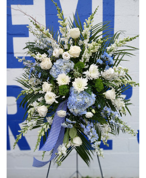 Blue Sky  Blue White Standing Spray 