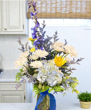 Blue Sky Summer Summer Arrangement