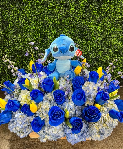 blue stich roses arrangement 