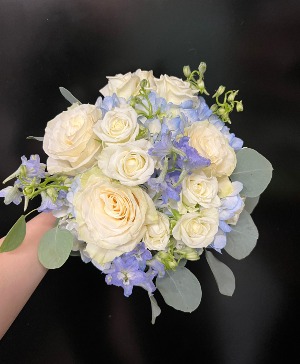 Blues and White Bridesmaid Bqt 