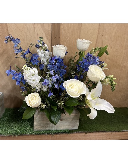 BLUES AND WHITES Fresh Floral Arrangement