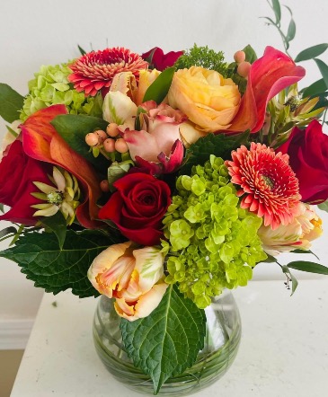 Blushing Bolds  in Braintree, MA | Braintree Flowers