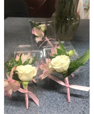 Blushing Bouts Boutonniere