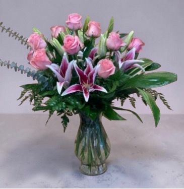 Blushing Elegance  in Olive Branch, MS | The Yellow Rose Florist