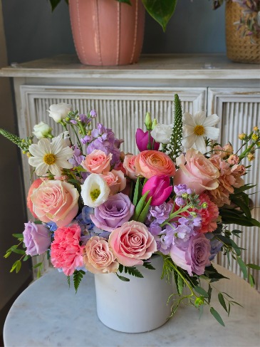 Blushing Love  Daily design in Frederick, MD | Maryland Florals