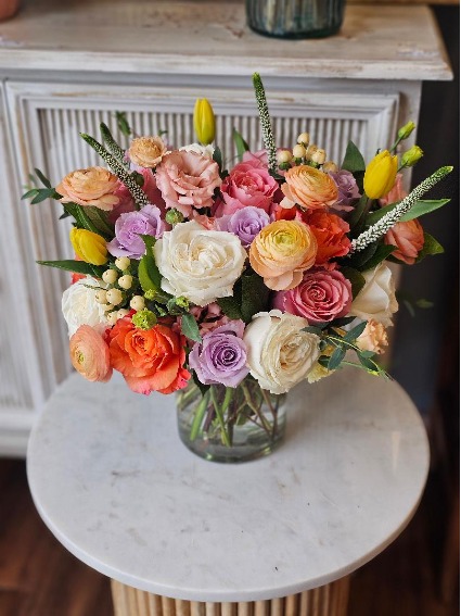 Blushing Love in a Vase 