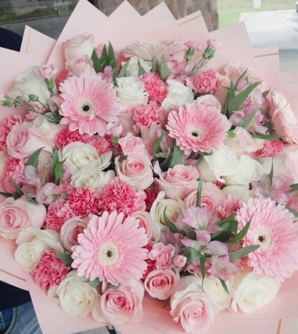Blushing Rose Bouquet Boquet made of 36 roses, carnations, gerber daysies and astromedia