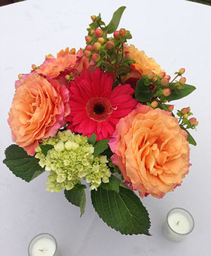 Bold Pink Sunset Centerpiece