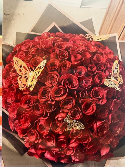 BOUQUET 150 ROSES 