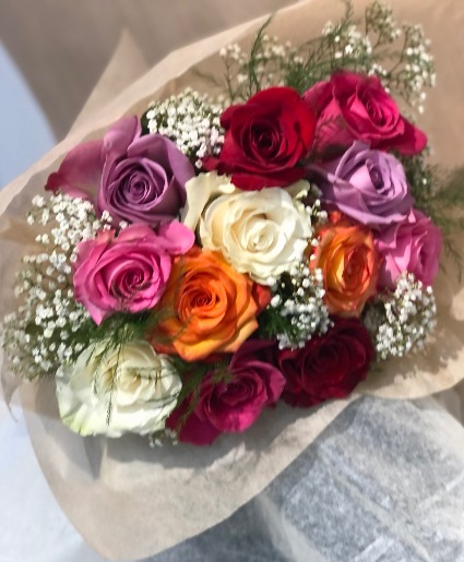 Bouquet of assorted roses cut flowers in Aurora, ON - Petal Me Sugar ...