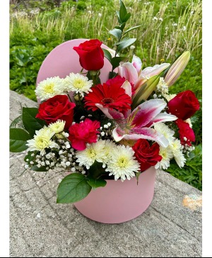 Box arrangement  vase arrangement 