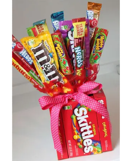 BOX CANDY ARRANGEMENT BIRTHDAY