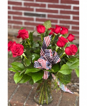 Braintree's Patriotic Dozen Red Vase