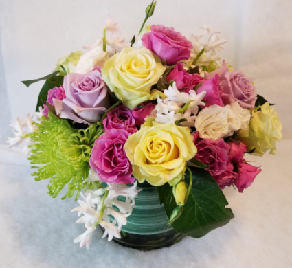 Breakfast at Tiffany's Flower arrangement