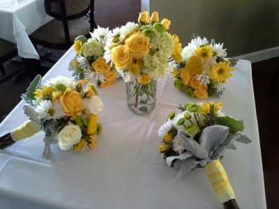 Bridal bouquet Handheld bouquets