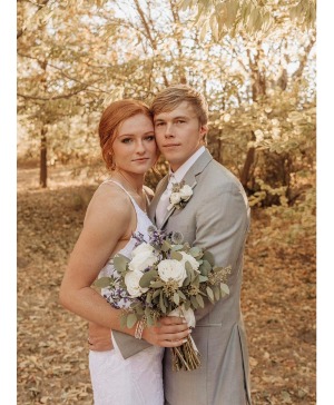 Bridal Bouquet- Tight w/ Euc. Slightly Draping  