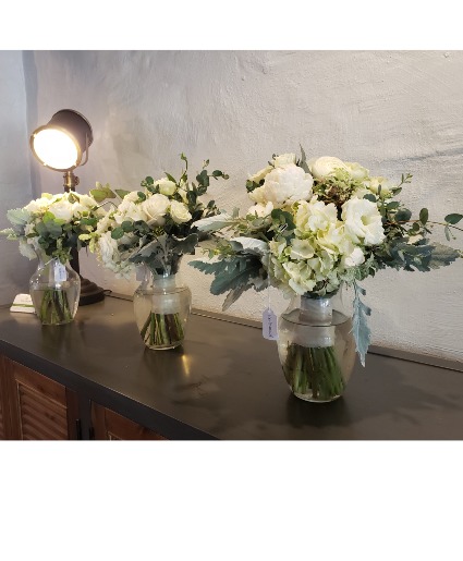 ELEGANT PARTY BRIDESMAID BOUQUET