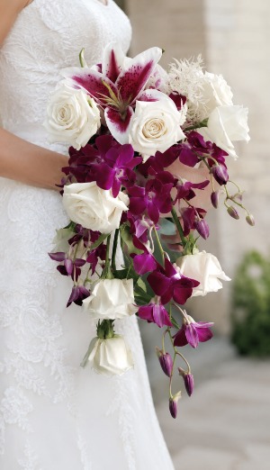 NARISSA BRIDAL BOUQUET CASCADING DESIGN