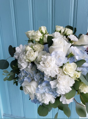 LUCIA BRIDAL BOUQUET TRADITIONAL DESIGN