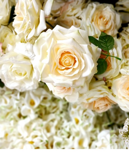 Bridal hand tide bouquet Rose mix arrangement