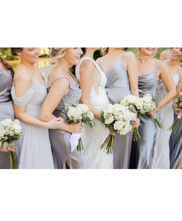 Bridal Party Bouquet One Bridal and Five Brides' Maids Bouquets in Rock Island, IL | LAMPS FLOWER SHOP
