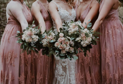 BRIDESMAID BOUQUET 
