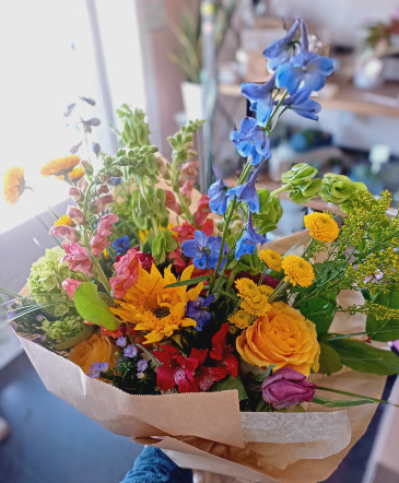 Birthday Bouquet  Designers Choice in Glastonbury, CT | THE FLOWER DISTRICT