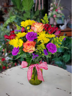 Bright Mason Jar with Roses Designer's Choice