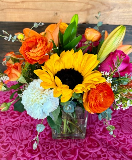 Bright Days Ahead Fresh Flower arrangement